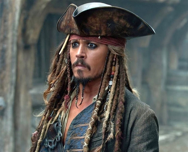 迪士尼有意让德普回归《加勒比海盗》 可能减戏份成配角