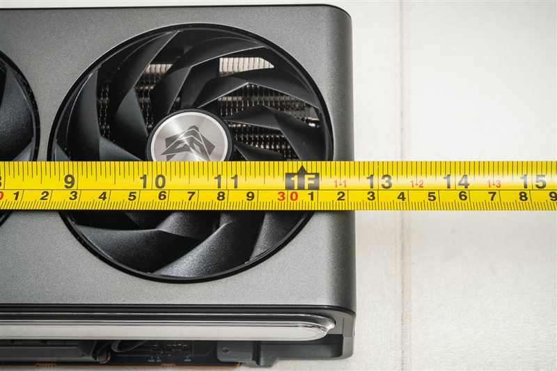 RTX 4090可能禁售 咱也当一回卡皇！AMD RX 7900 XTX深度评测