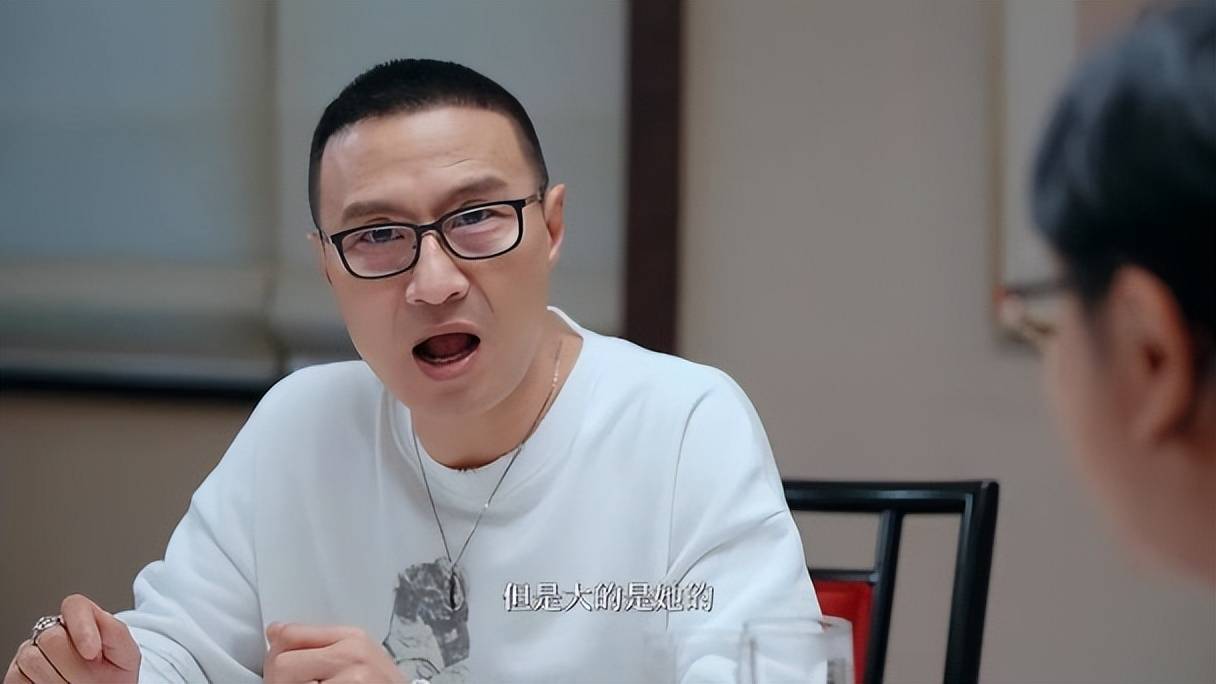 章子怡汪峰离婚的原因,狗仔队直指跟赌博有关(图3) 章子怡汪峰离婚的原因,狗仔队直指跟赌博有关(图3)