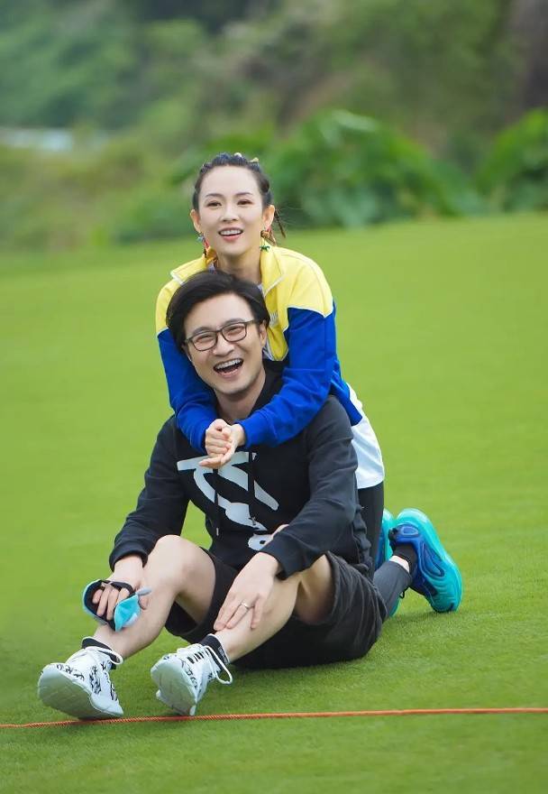 章子怡汪峰离婚的原因,狗仔队直指跟赌博有关(图7) 章子怡汪峰离婚的原因,狗仔队直指跟赌博有关(图7)