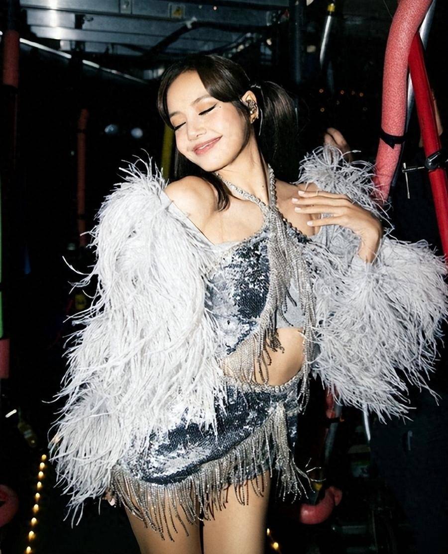 芒果台疑似要推出综艺节目《舞蹈狂花》 对韩国艺人很推崇,遭遇众多愤怒质疑(图2) 芒果台疑似要推出综艺节目《舞蹈狂花》 对韩国艺人很推崇,遭遇众多愤怒质疑(图2)