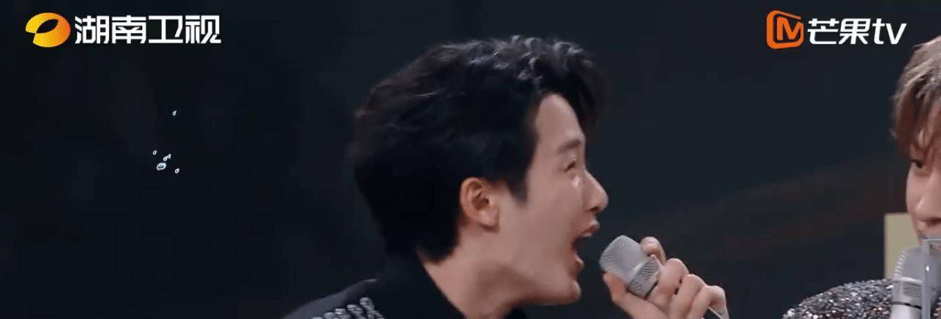 《你好星期六》要给檀健次赋予秘密任务,他的脸上只有一个“躲”字!(图1) 《你好星期六》要给檀健次赋予秘密任务,他的脸上只有一个“躲”字!(图1)