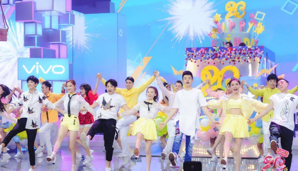 《快乐大本营》下期又放大招啦，邀请的嘉宾阵容不得了(图1)