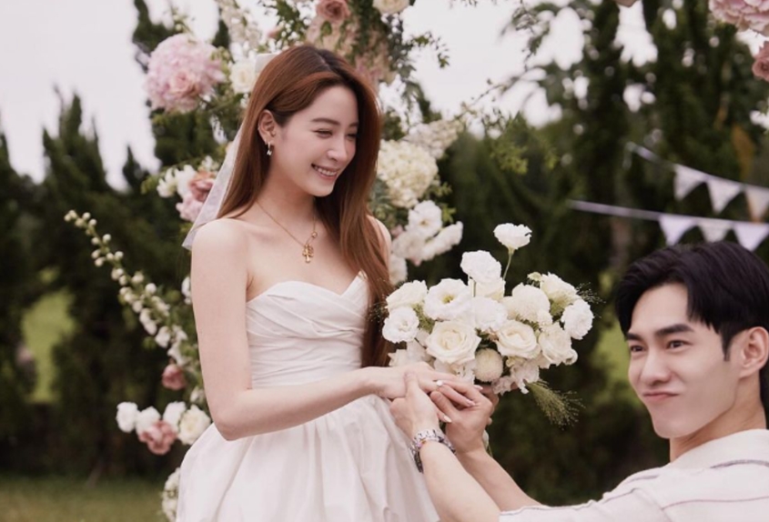 欧阳龙和傅娟的大女儿欧阳妮妮,被张书豪求婚成功了!(图1) 欧阳龙和傅娟的大女儿欧阳妮妮,被张书豪求婚成功了!(图1)