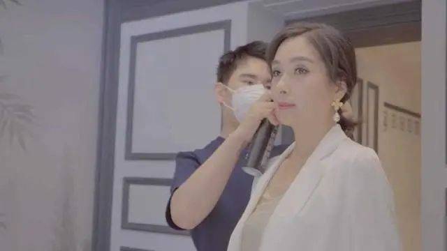 上海首富周正毅前妻终于透露掌掴杨恭如内幕:被嚣张态度气到,明明是“小三”却言语挑衅(图15) 上海首富周正毅前妻终于透露掌掴杨恭如内幕:被嚣张态度气到,明明是“小三”却言语挑衅(图15)