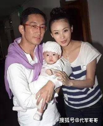 许多人认为毫无关联的两个人,实际上却隐藏着一段鲜为人知的情感纠葛(图16) 许多人认为毫无关联的两个人,实际上却隐藏着一段鲜为人知的情感纠葛(图16)