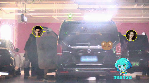 刘诗诗、吴奇隆被拍到带着孩子一起逛商场，5岁步步和妈妈手拉手画面温馨(图1)