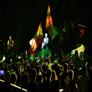 2019年飞青春麻椒音乐节首日告捷，数千乐迷与“外星人”疯狂共舞