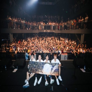 唐汉霄“末日飞船”巡演首站爆棚“卡西尼”神同步“天宫二号”