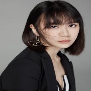 春蜂桃里华语民谣原创大赛评审谢春花点评推荐三首入围原创作品