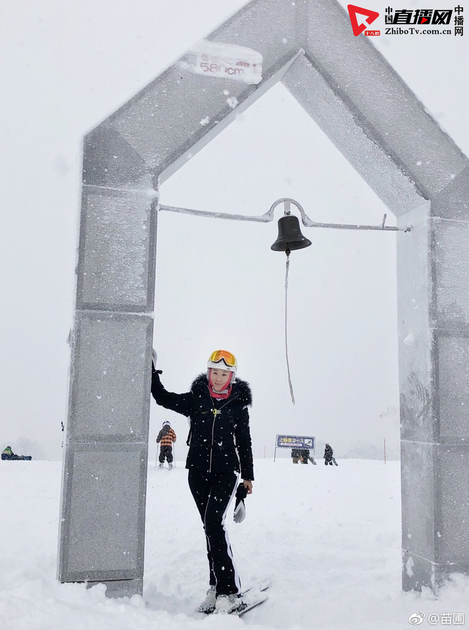 苗圃为热爱推广滑雪 戏里戏外努力执着(图8)